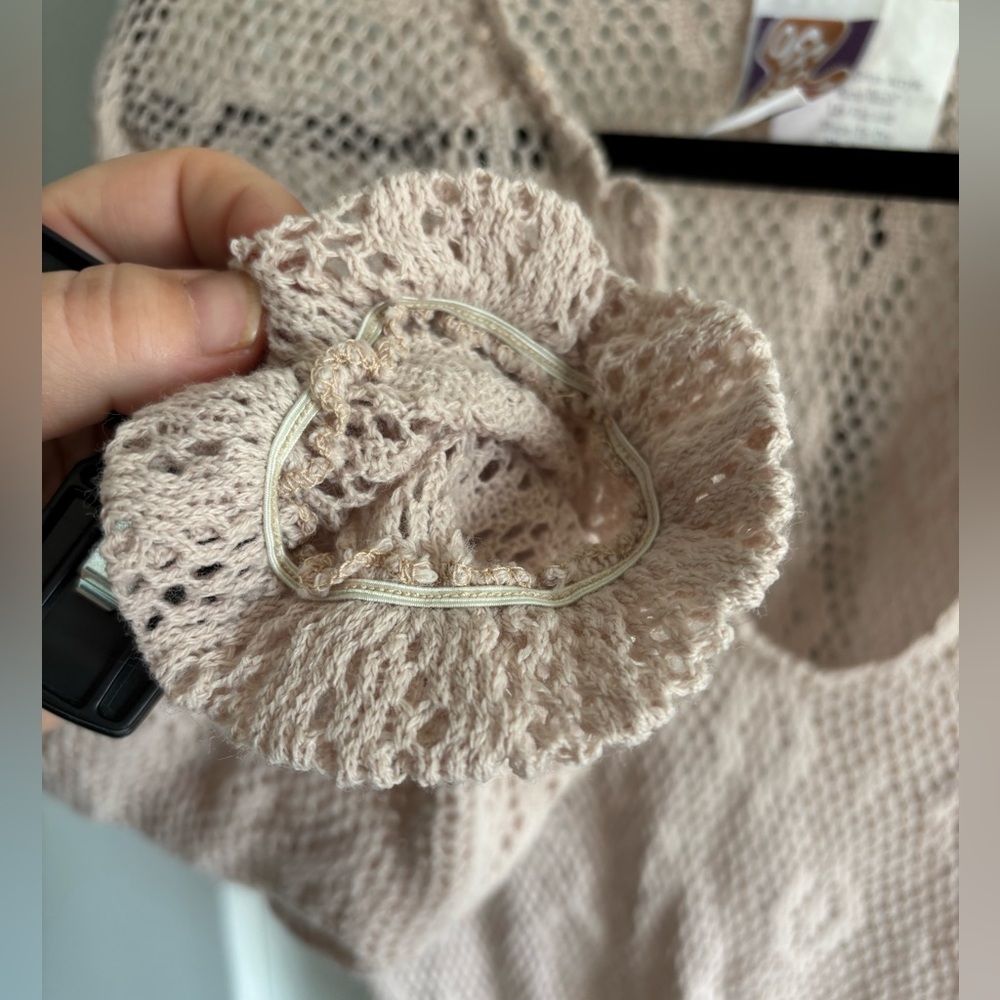 Vintage 70s Crochet V-Neck Top - Picture 8 of 11
